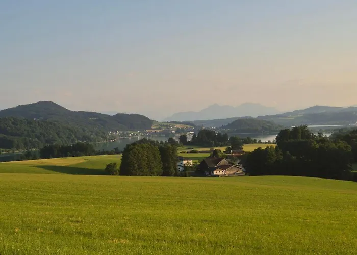 Sbe - Near Salzburg And Lakes